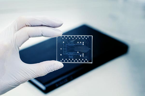 微流體芯片以和復(fù)雜氣流道的鍵合方案??塑料激光焊接(圖2)