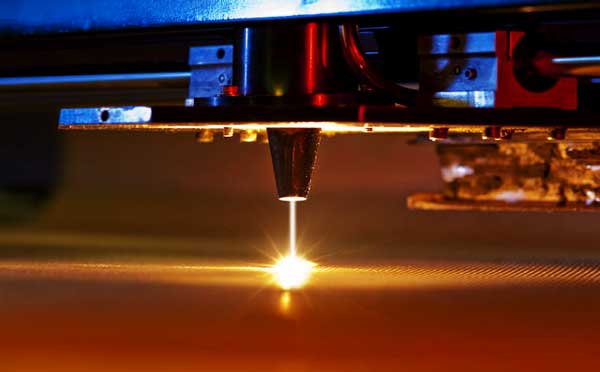 激光設(shè)備價格差異那么大的原因是什么？(圖2)