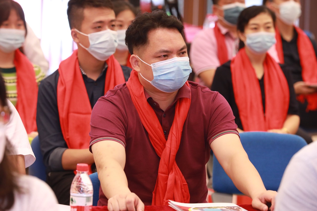 熱烈祝賀廣州萊塞激光在廣東股權交易所正式上市!(圖4) 熱烈祝賀廣州萊塞激光在廣東股權交易所正式上市!(圖4)